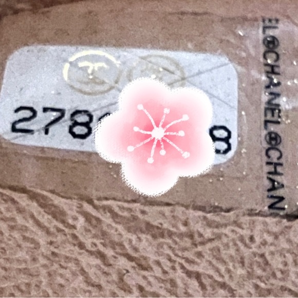 CHANEL  Lamb Quilted Medium Double Flap - Picture 9 of 9